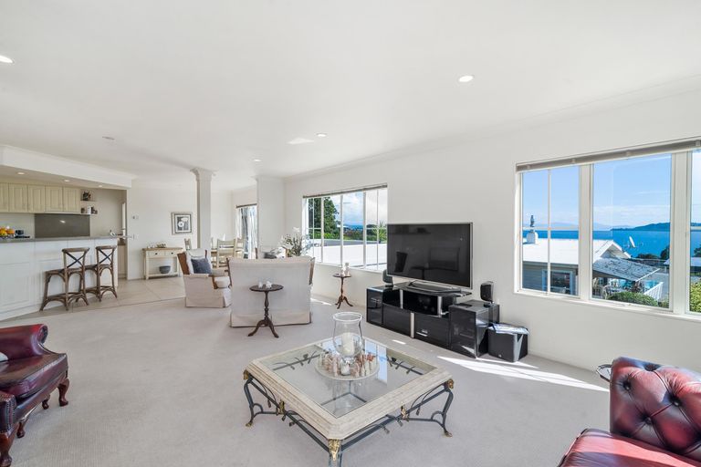 Photo of property in 1 Kurupae Road, Hilltop, Taupo, 3330