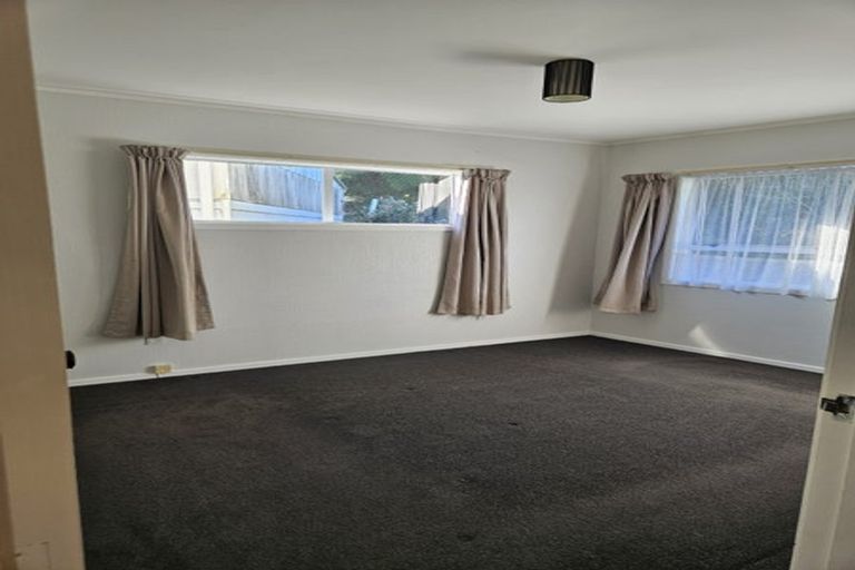 Photo of property in 12 Pentland Place, Highlands Park, New Plymouth, 4312