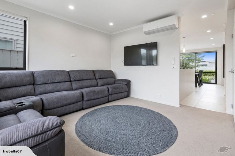 Photo of property in 53 Costa Viva Crescent, Karaka, Papakura, 2113