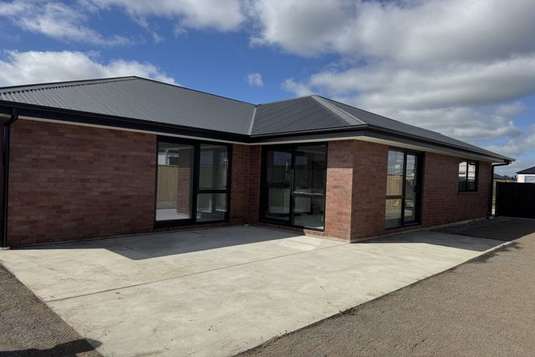 Photo of property in 14 Peek Lane, Rolleston, 7615