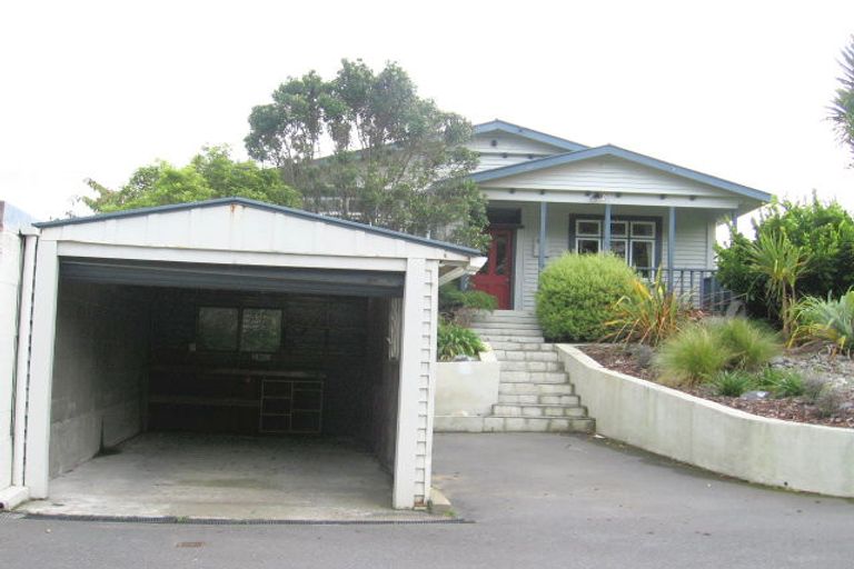 Photo of property in 54 Fraser Avenue, Johnsonville, Wellington, 6037
