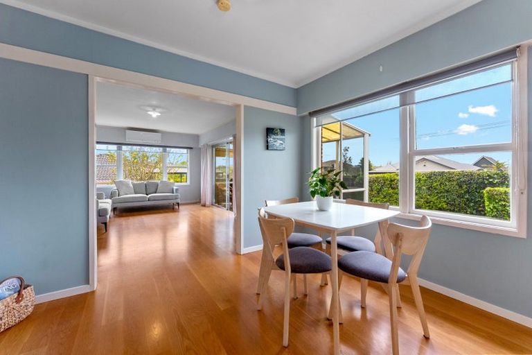 Photo of property in 1/4 Waterloo Road, Milford, Auckland, 0620