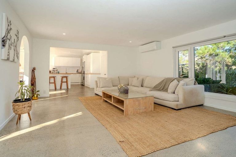 Photo of property in 121c Waimate North Road, Kerikeri, 0293