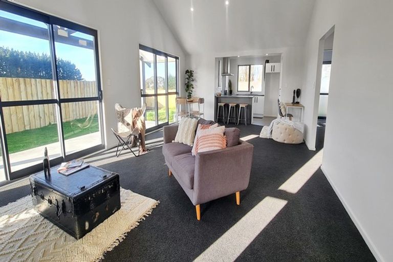 Photo of property in 30 Oldfield Lane, Marton, 4710