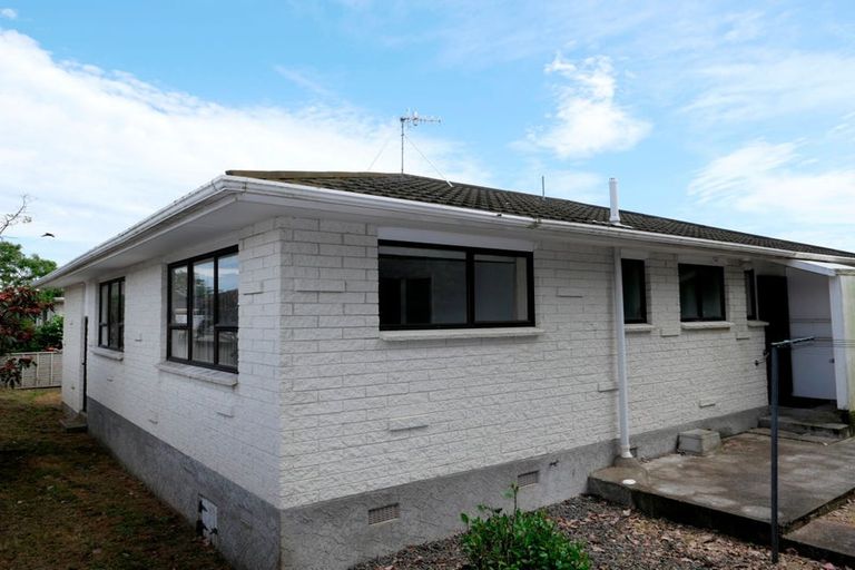 Photo of property in 104 Hillcrest Road, Raumati Beach, Paraparaumu, 5032
