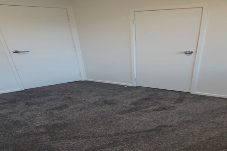 Photo of property in 38 Riverpark Crescent, Henderson, Auckland, 0610