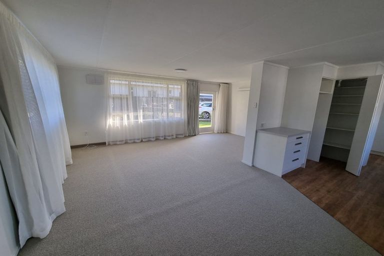 Photo of property in 221 Queens Drive, Windsor, Invercargill, 9810
