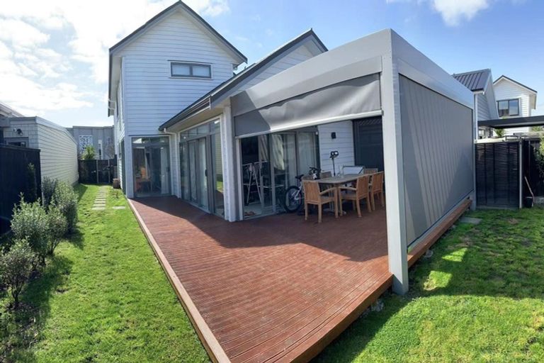 Photo of property in 9 Touhou Road, Hobsonville, Auckland, 0616