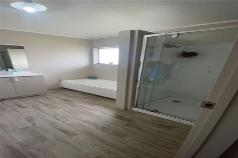 Photo of property in 28/24 Eastglen Road, Glen Eden, Auckland, 0602