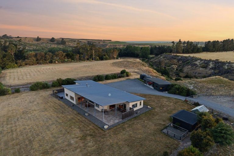 Photo of property in 442 Double Corner Road, Amberley, 7481