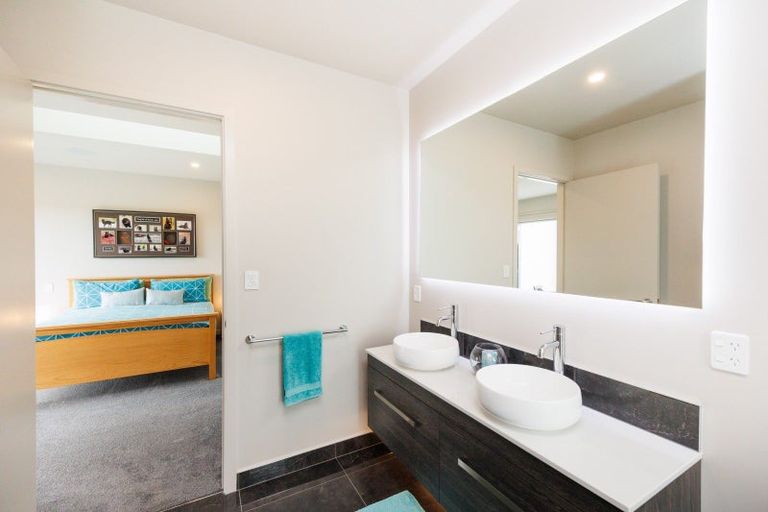 Photo of property in 581 Lethbridge Road, Halcombe, Feilding, 4775