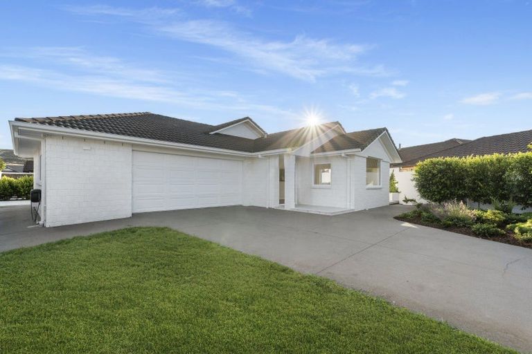Photo of property in 19 Popata Close, Papamoa Beach, Papamoa, 3118