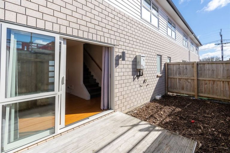 Photo of property in 1u3 June Place, Hamilton East, Hamilton, 3216