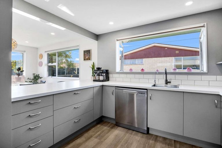 Photo of property in 23 Charles Street, Weston, Oamaru, 9401