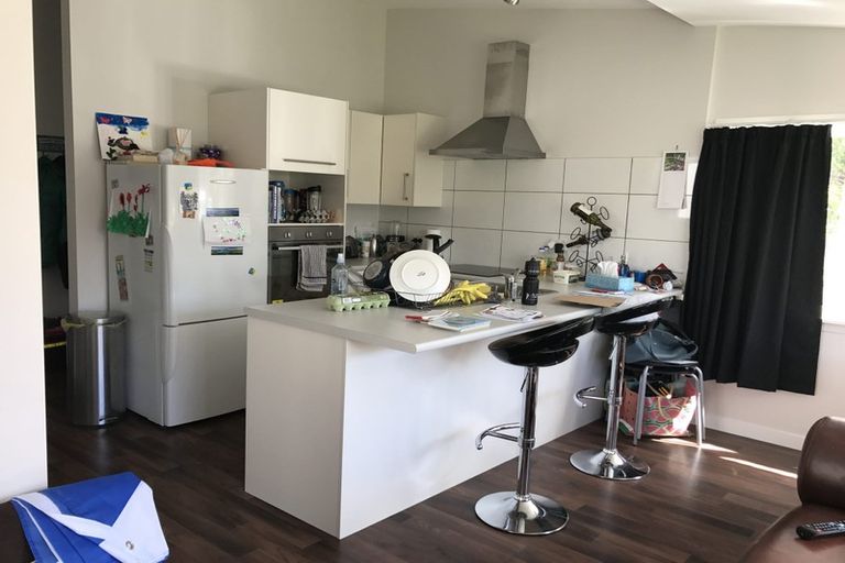 Photo of property in 38 Rua Street, Lyall Bay, Wellington, 6022