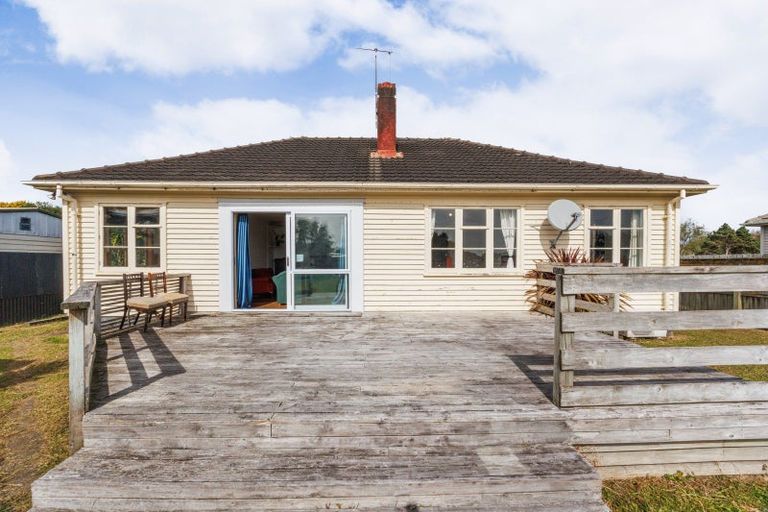 Photo of property in 143 Rangiora Avenue, Roslyn, Palmerston North, 4414