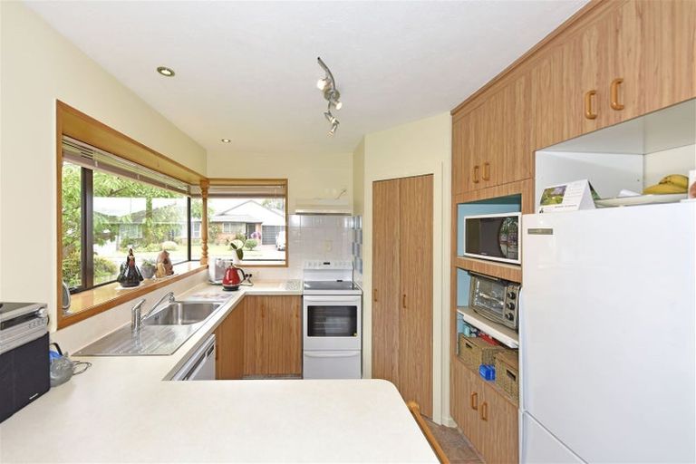 Photo of property in 52 Kintyre Drive, Broomfield, Christchurch, 8042