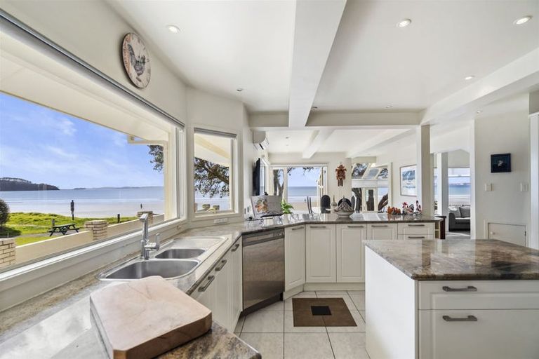 Photo of property in 363a Hibiscus Coast Highway, Orewa, 0931