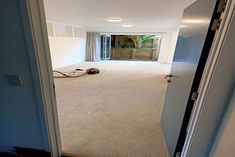 Photo of property in 127 Welcome Bay Road, Welcome Bay, Tauranga, 3112