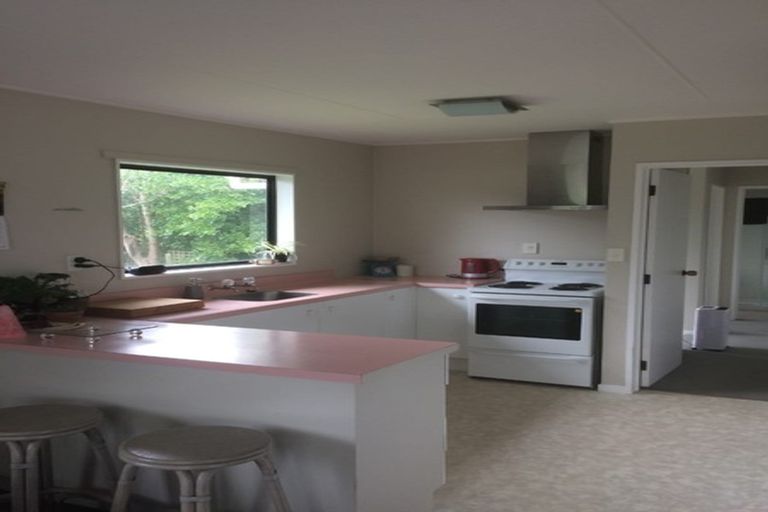 Photo of property in 3a Campion Road, Waikanae Beach, Waikanae, 5036