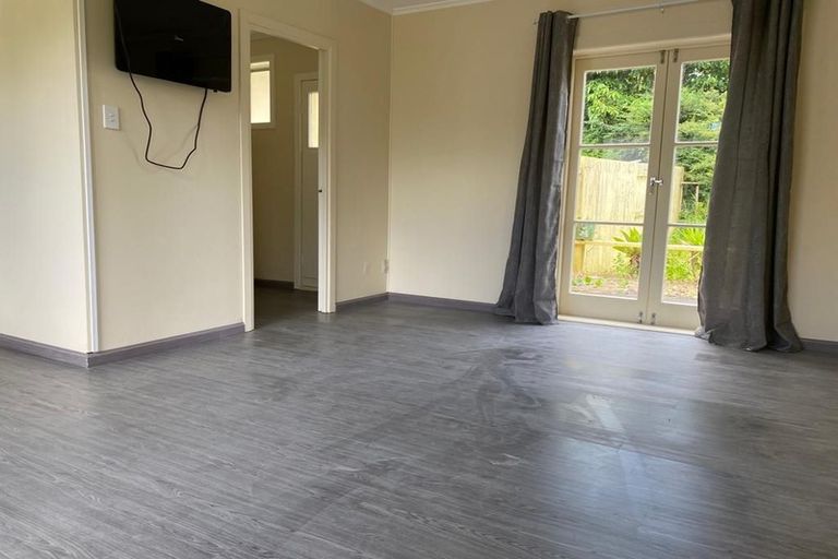 Photo of property in 3/12 Routley Drive, Glen Eden, Auckland, 0602