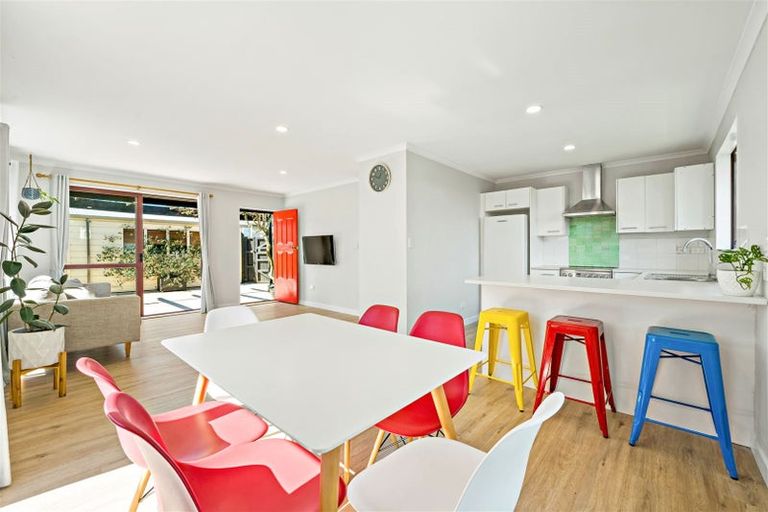 Photo of property in 640a Te Atatu Road, Te Atatu Peninsula, Auckland, 0610