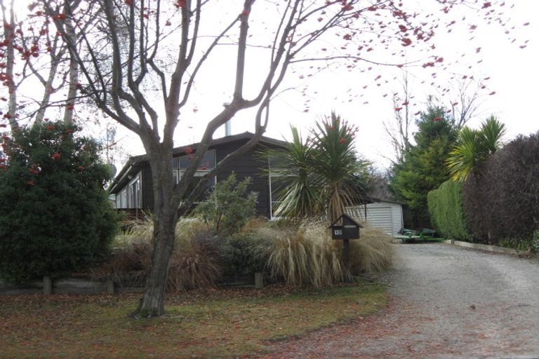 Photo of property in 12 Hunter Crescent, Wanaka, 9305