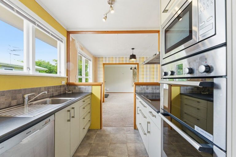 Photo of property in 106 Mclean Street, Woodville, 4920