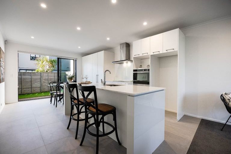 Photo of property in 28 Whenuapai Drive, Whenuapai, Auckland, 0618