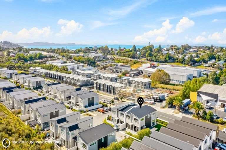 Photo of property in 69 Karepiro Drive, Stanmore Bay, Whangaparaoa, 0932