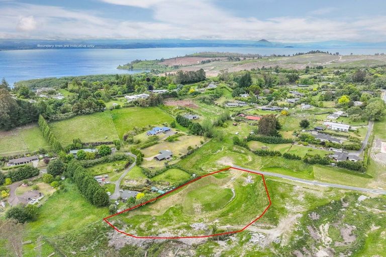 Photo of property in 12 Willow Lane, Acacia Bay, 3385