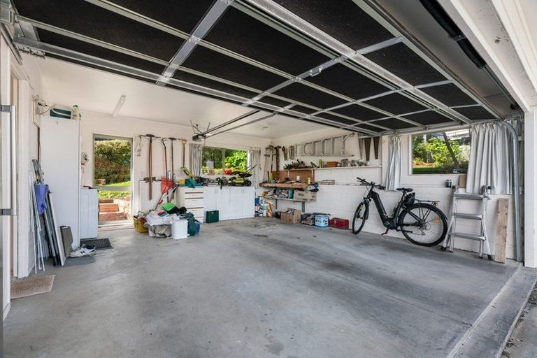 Photo of property in 1/12 Coroglen Avenue, Birkenhead, Auckland, 0626
