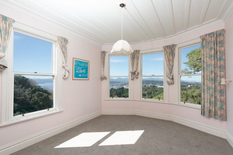 Photo of property in 62 Orangi Kaupapa Road, Northland, Wellington, 6012