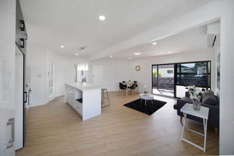 Photo of property in 44 Harwood Crescent, Otara, Auckland, 2023