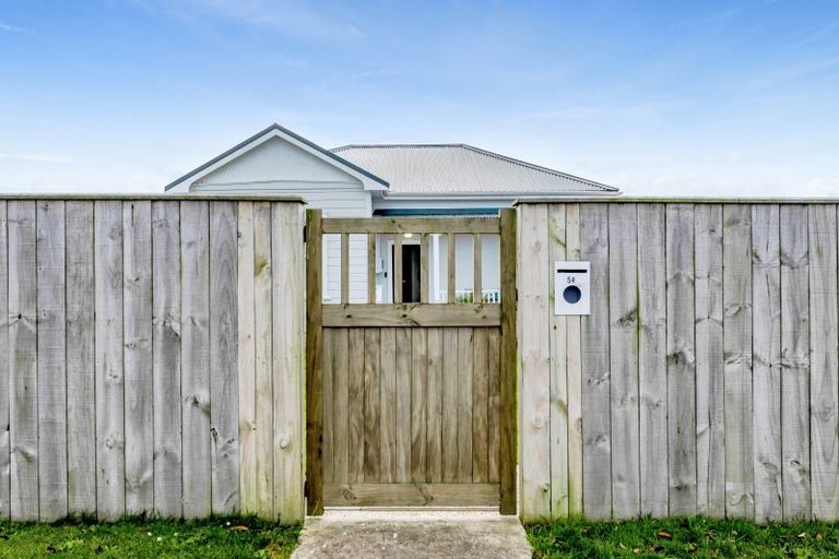 Photo of property in 54 Cloten Road, Stratford, 4332