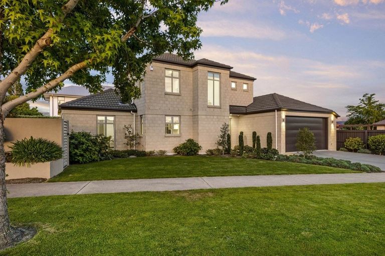 Photo of property in 1 Richard Seddon Drive, Northwood, Christchurch, 8051