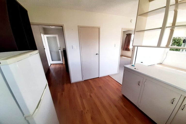 Photo of property in 1/72l Kitchener Road, Milford, Auckland, 0620