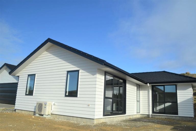 Photo of property in 48 Schooner Drive, Whitby, Porirua, 5024