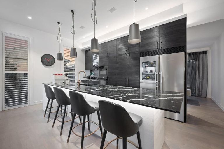 Photo of property in 1 Arthur Crescent, Hauraki, Auckland, 0622