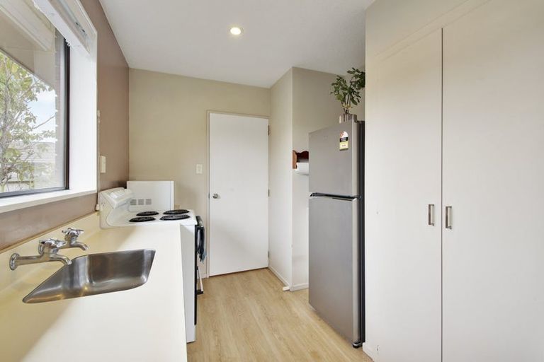 Photo of property in 2/21 Dunedin Street, Redwood, Christchurch, 8051