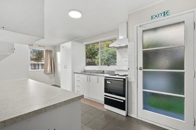 Photo of property in 11 Chrisarda Place, Red Hill, Papakura, 2110