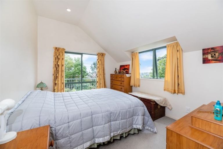 Photo of property in 10/485 Don Buck Road, Massey, Auckland, 0614