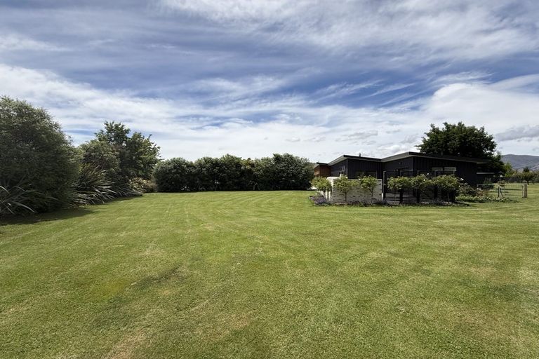 Photo of property in 2 Pisa Road, Luggate, Cromwell, 9383