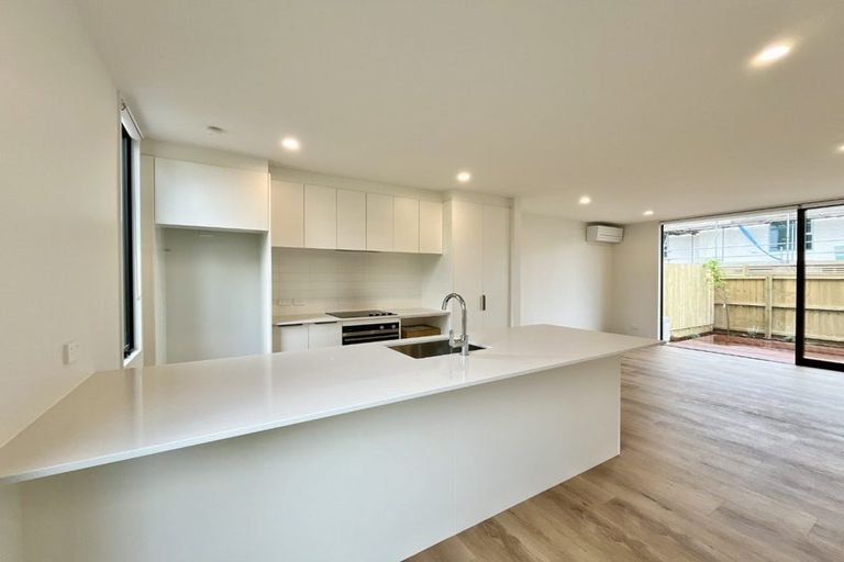 Photo of property in 2/37 Trent Street, Linwood, Christchurch, 8011