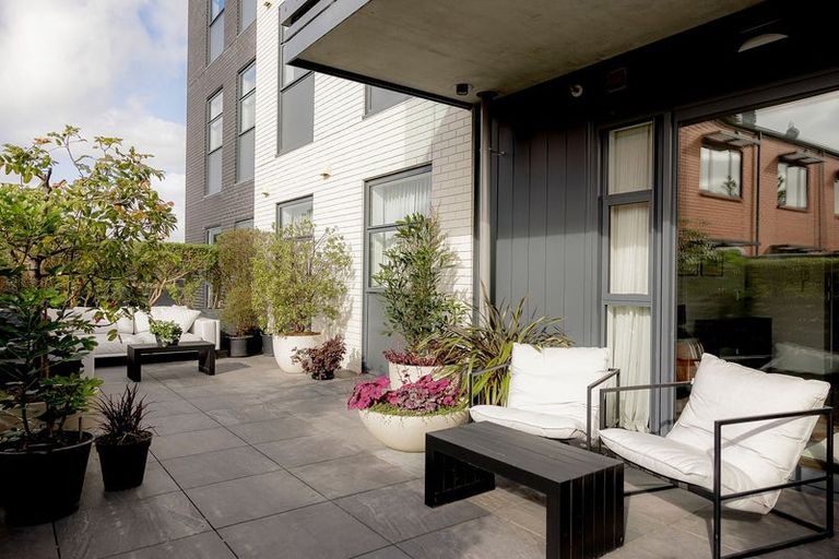 Photo of property in 1/2g Onekiritea Road, Hobsonville, Auckland, 0616