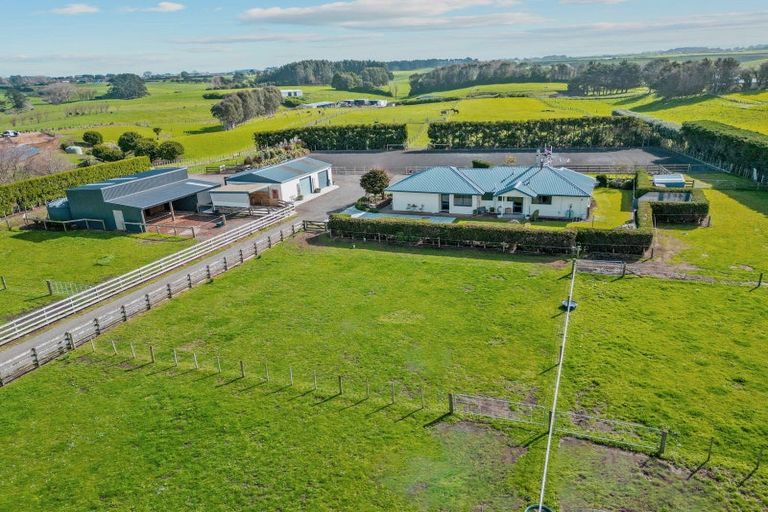 Photo of property in 295 Turuturu Road, Hawera, 4674
