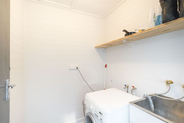 Photo of property in 46 Moheke Avenue, Roslyn, Palmerston North, 4414