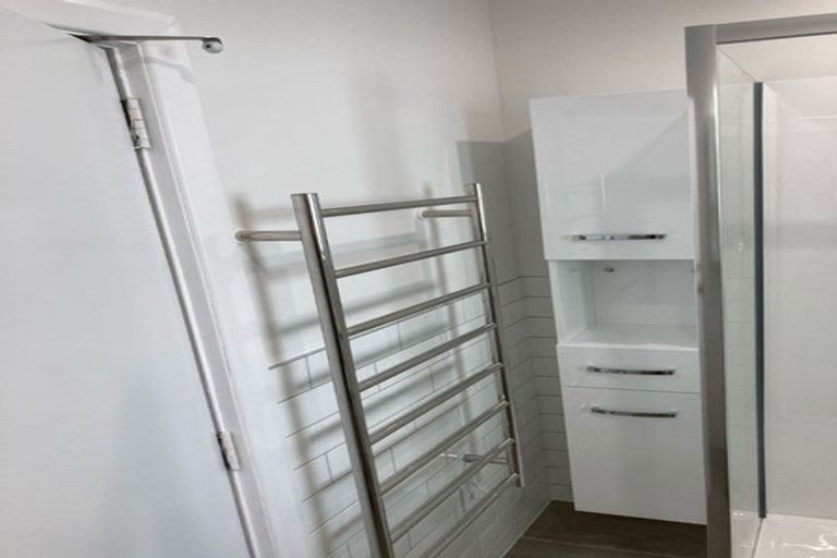 Photo of property in Rehutai Flats, 268u2 Oriental Parade, Oriental Bay, Wellington, 6011