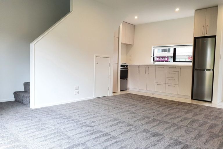 Photo of property in 2/4 Riccarton Road, Riccarton, Christchurch, 8011