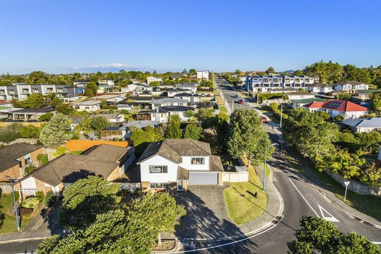 Photo of property in 53 Espalier Drive, Henderson, Auckland, 0612